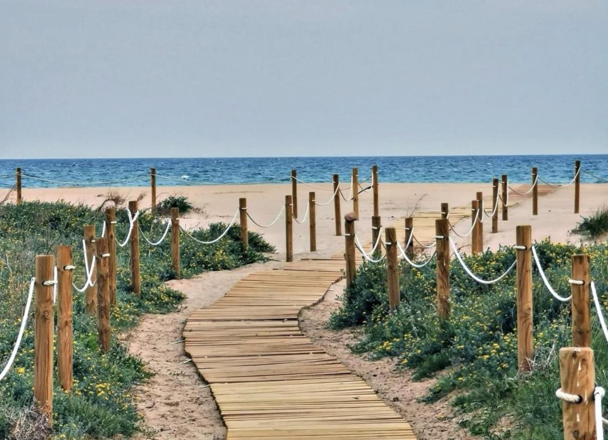 Apartment 10 Meters From The Beach Sagunto Esterno foto